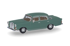 Herpa 420457-004 - H0 - Mercedes-Benz 200 Heckflosse - moosgrün